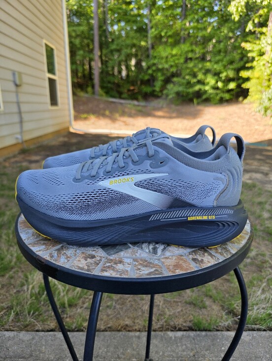 Brooks Adrenaline GTS 25 1104542E044 Grey Running Shoes Men Sz 9.5